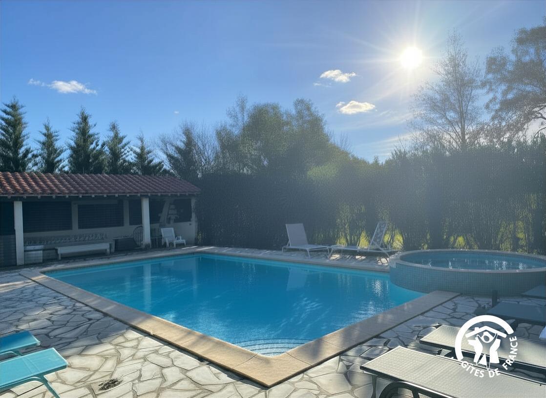 66G103305-ddb7978cce2240e99278bb79c2db2932